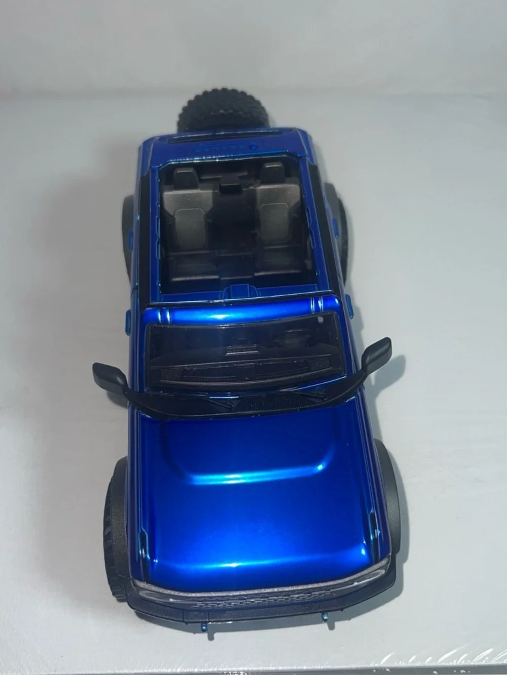 Jada Toys 1/24 2021 Ford Bronco Badlands Diecast Model Blue